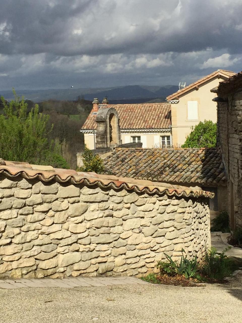 La Salamandre Bleue Chantemerle-lès-Grignan Exterior foto